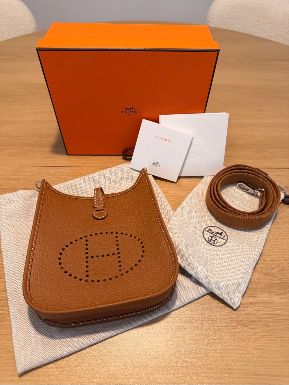 NWT Hermes Evelyne TPM Mini Messenger Bag in Gold Brown with Palladium Hardware - Picture 2 of 12